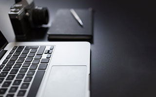 开云体育官网-日本羽毛球队鏖战韩国羽毛球队，李宗伟完成帽子戏法