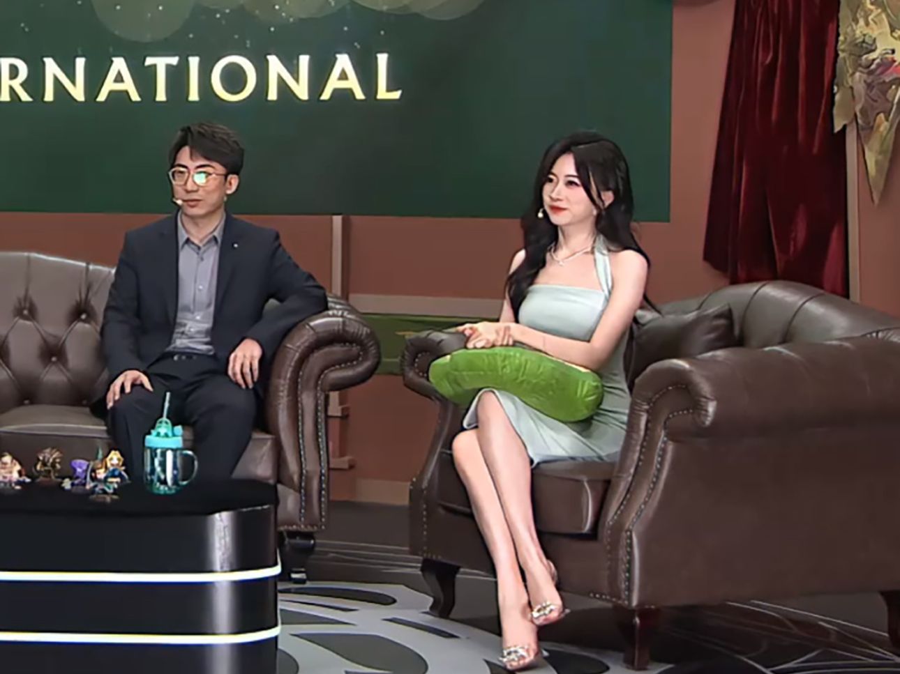 开云体育app-包含Dota2赛后采访曝光，内幕引发热议的词条