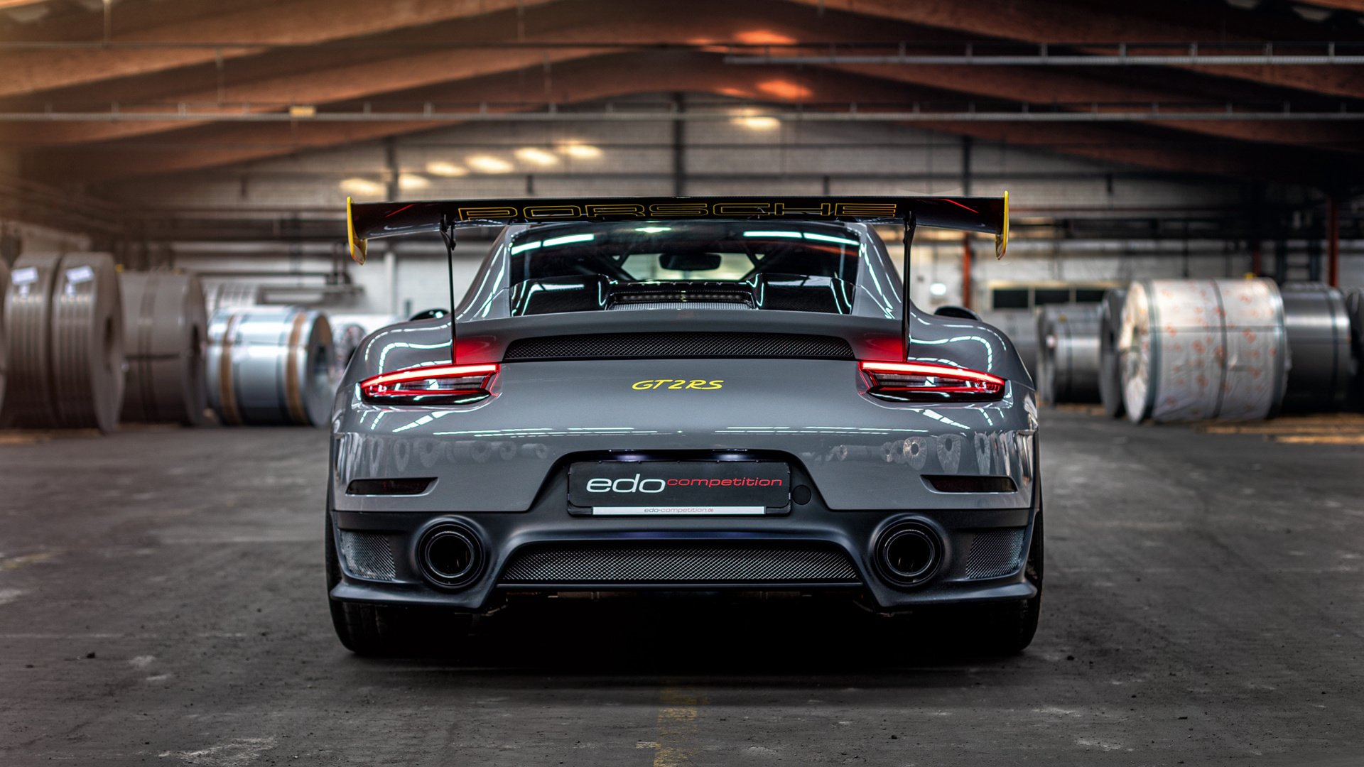 当诺坎普的月光照亮布鲁克林,一场跨越时空的体育永恒之夜