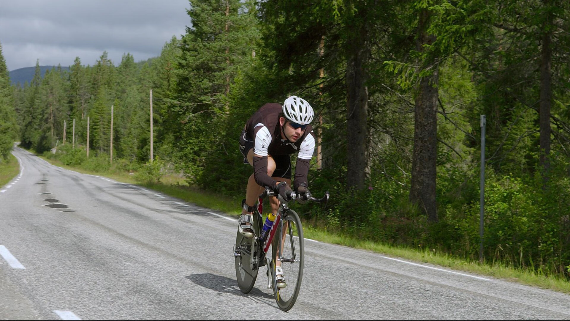 开云体育app-当深圳铁骑撞上巫师魔法，德罗赞式接管如何点燃跨界冠军想象？