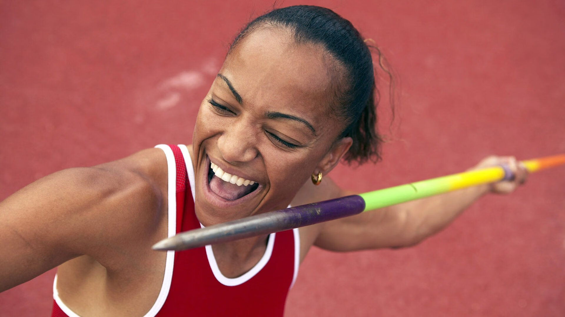 辽宁战新疆，乔治如影随形，防守艺术成就胜利